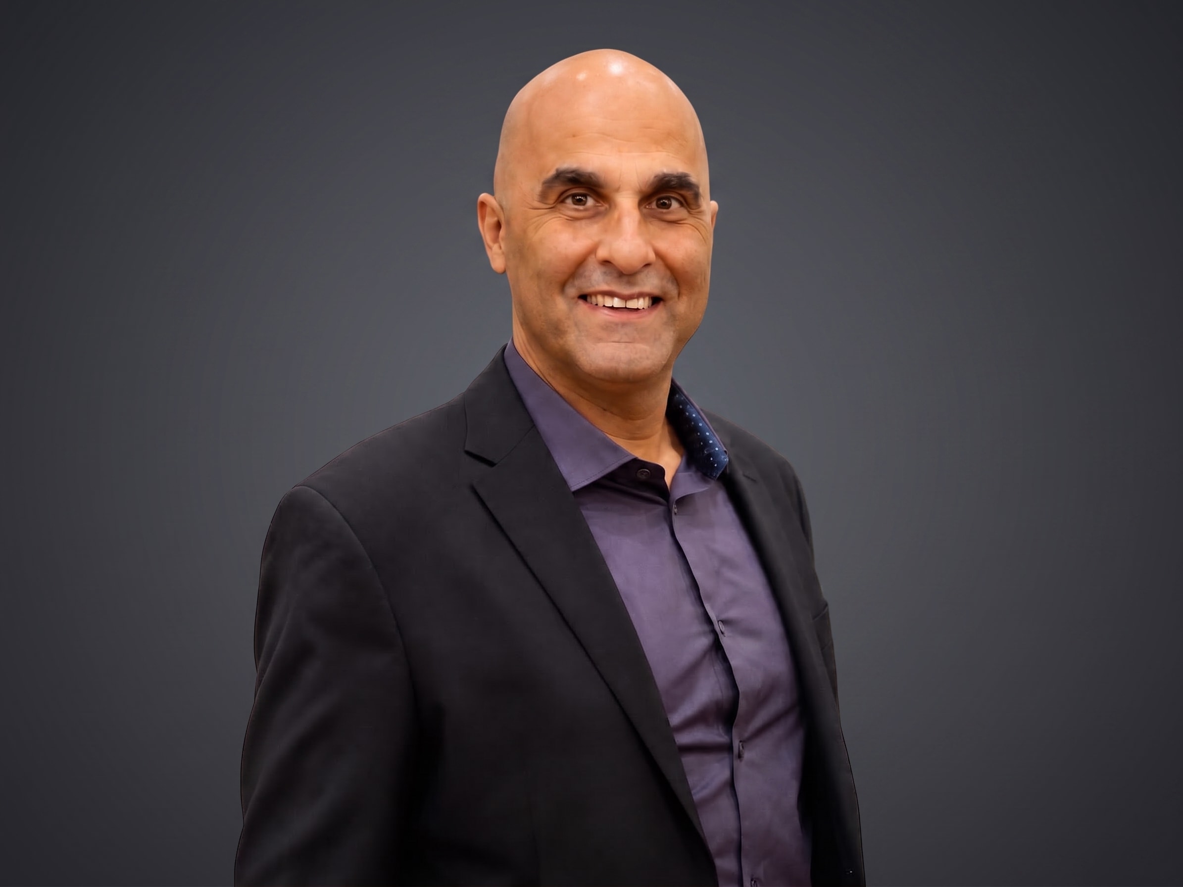 Portrait of Yossi Chaham, IPO board member